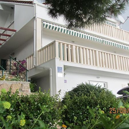 Apartments Vila Oksana 미미체 외부 사진