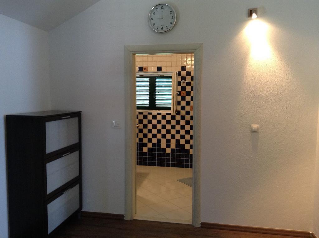 Apartments Vila Oksana 미미체 외부 사진